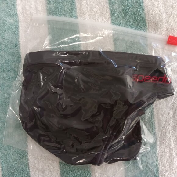 (*) VINTAGE 1 1/2" SPEEDO, DARK NAVY, W/ RED & WHITE SIDES, SIZE 31" (Pre-Owned) - Picture 10 of 10